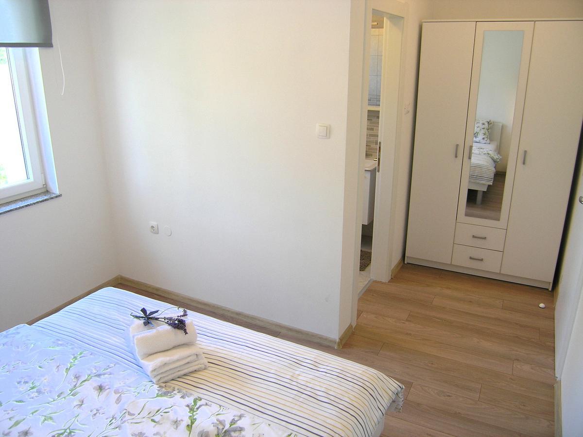 Danijel Apartment *